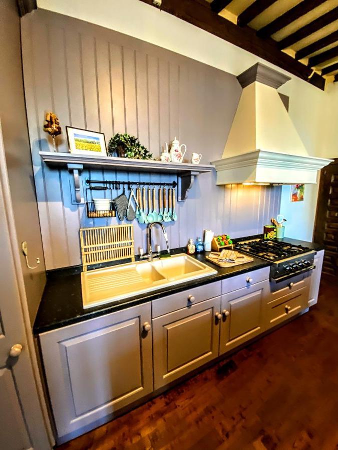 Centrally Located Sarlat Apartment With Medieval Town Views Exteriör bild